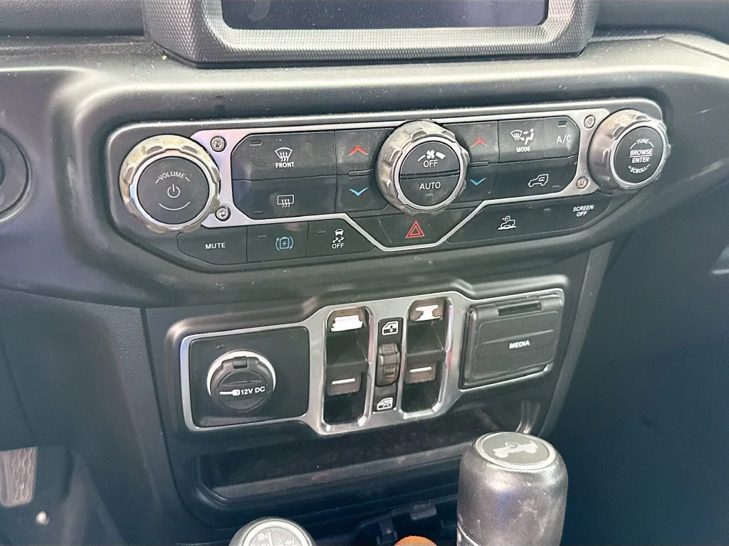 Used 2022 Red Jeep Unlimited Sahara 4xe image 14