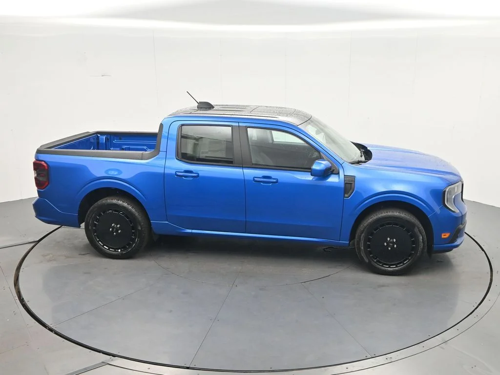 New 2026 Velocity Blue Ford Lobo™ image 32