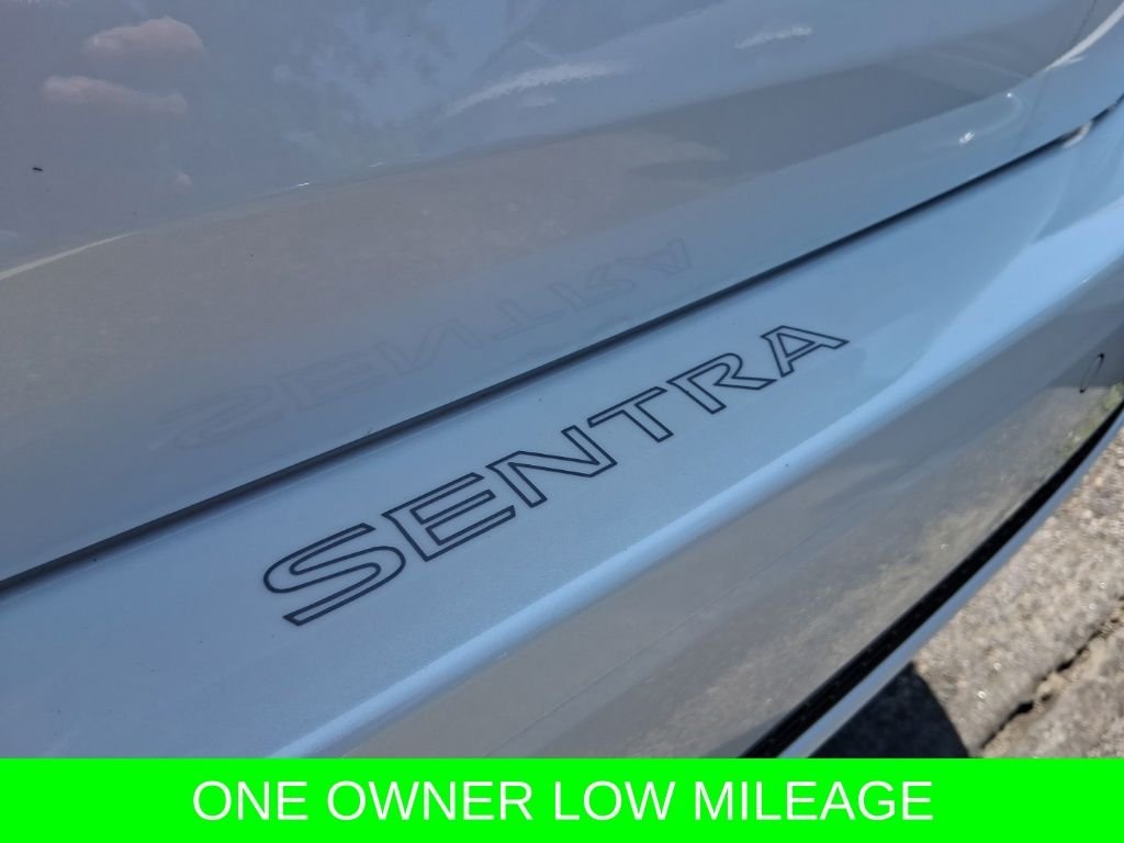 Used 2025 White Nissan SV image 9