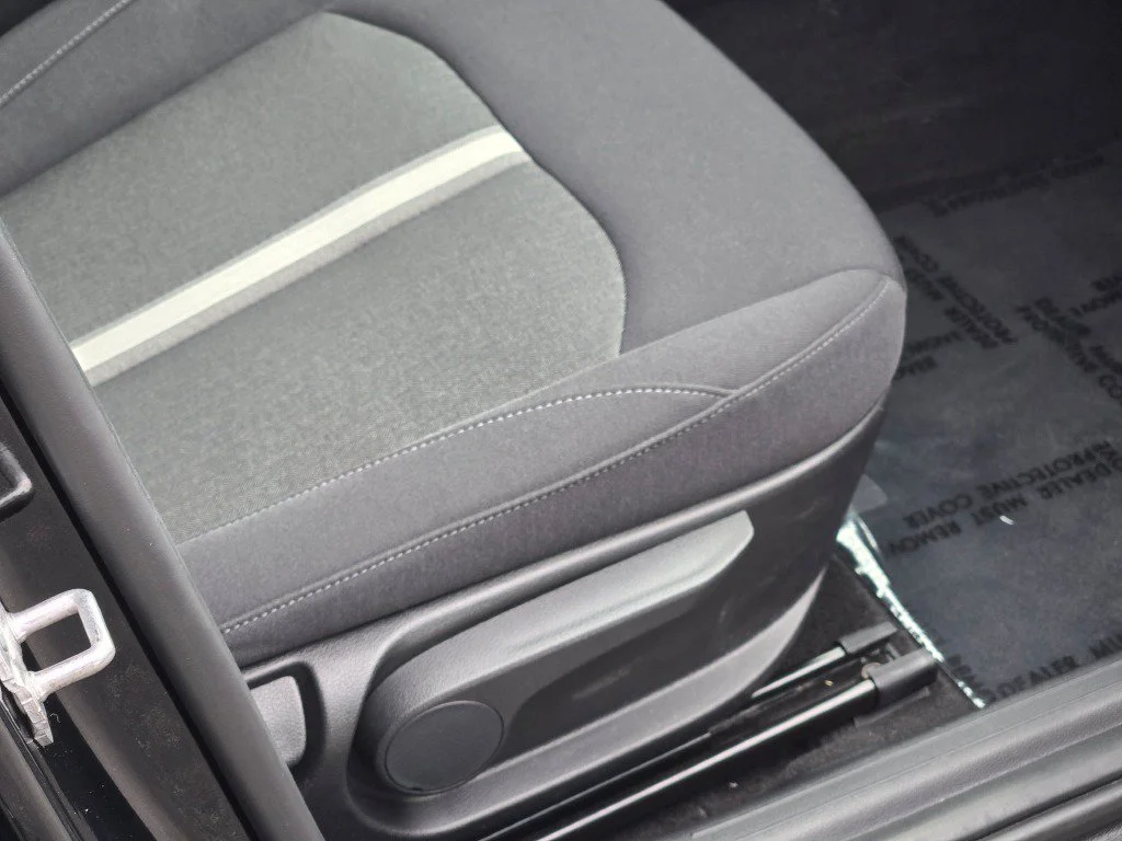 Used 2024 Black Hyundai SEL image 6