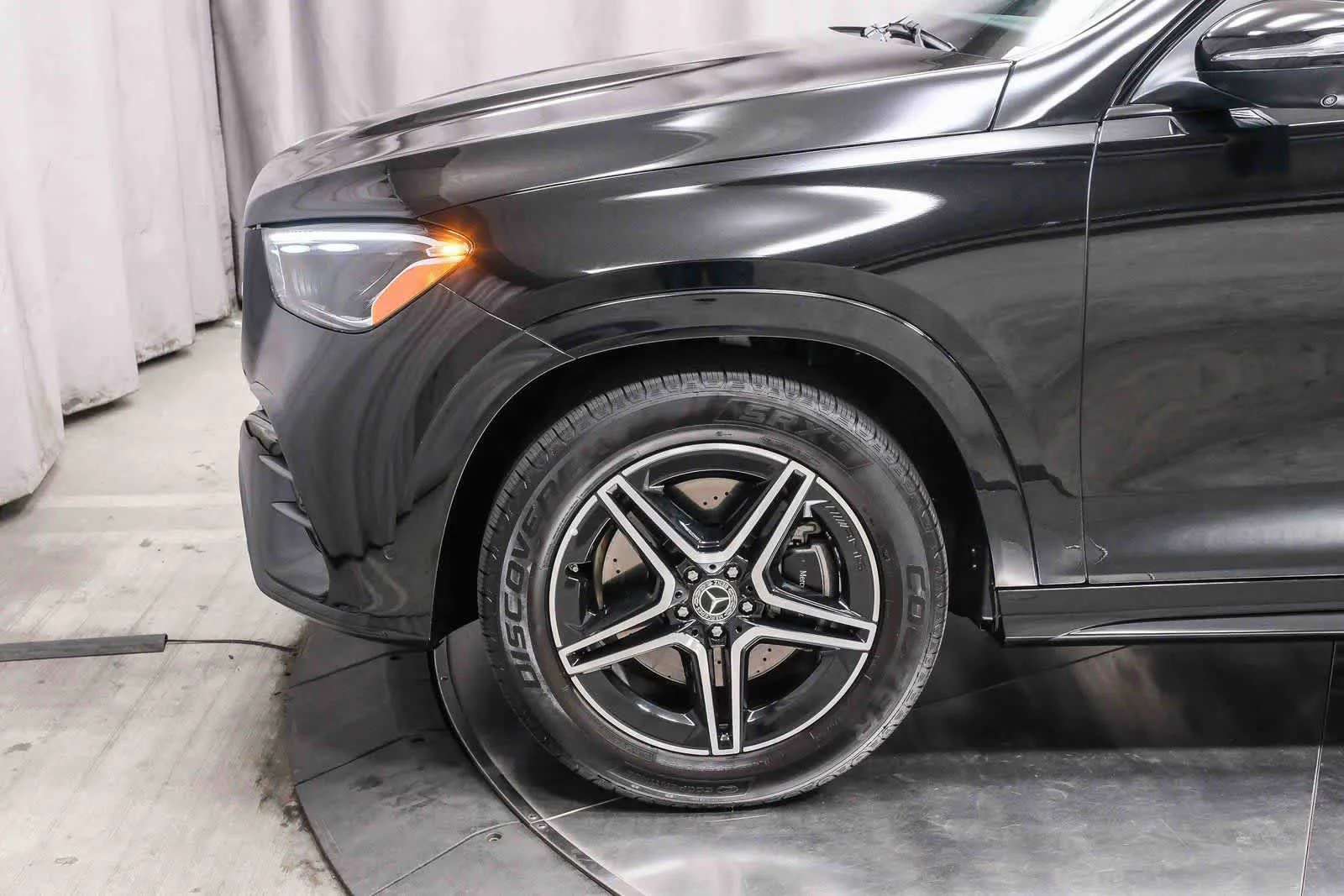 Imagen 12: Mercedes-Benz GLE 580 de 2025 de segunda mano certificado, color negro obsidiana metalizado