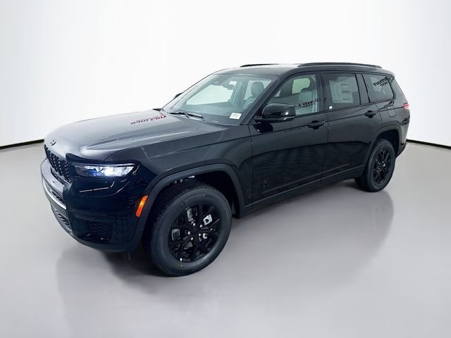 New 2025 Diamond Black Crystal Pearl-Coat Exterior Paint Jeep Altitude X image 3