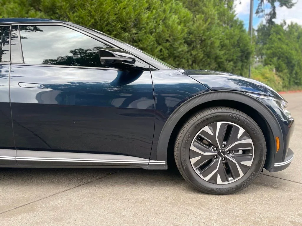 Certified 2024 Kia EV6 Light with VIN KNDC34LB9R5181673 for sale in Gladstone, OR