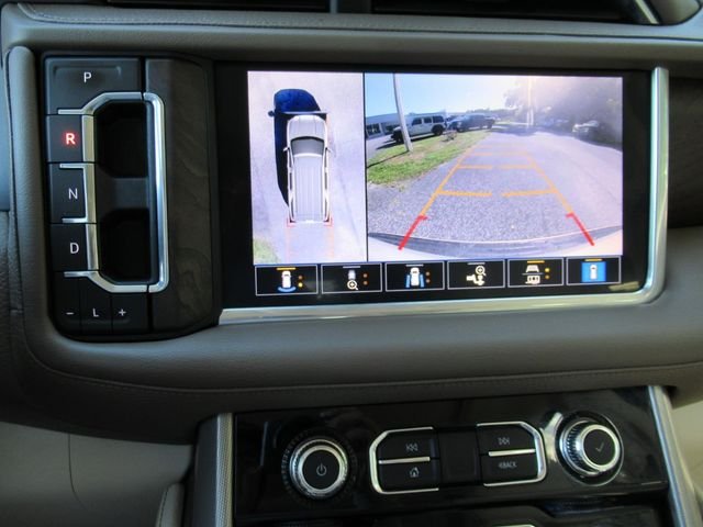 Used 2021 Beige GMC Denali image 31