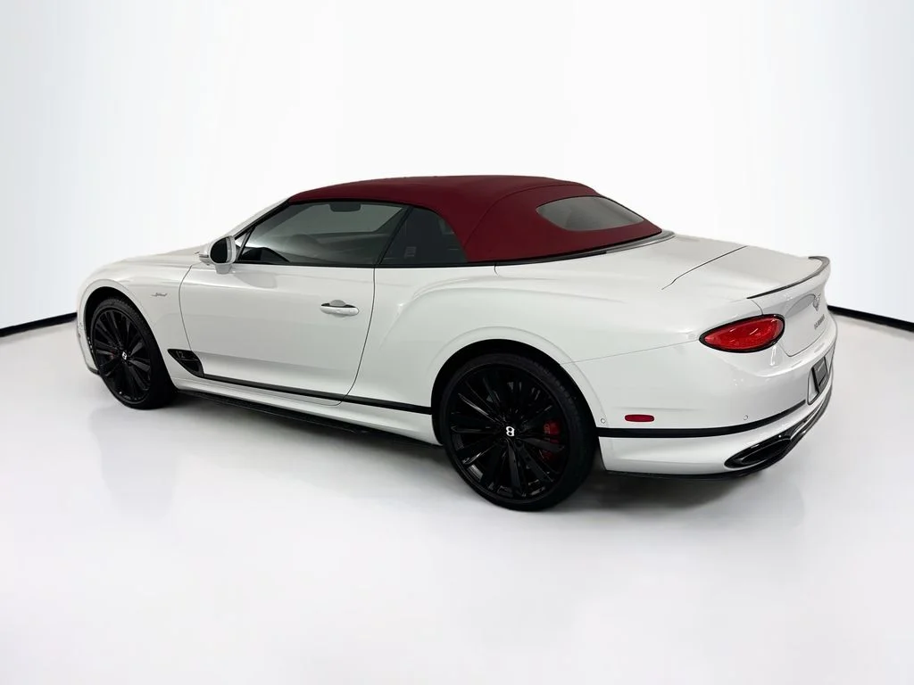 Used 2022  Bentley Speed image 42
