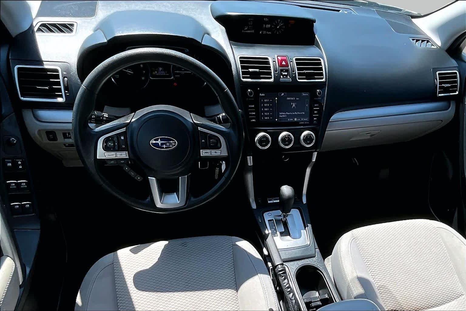 Used 2017 Ice Silver Metallic Subaru Premium image 13