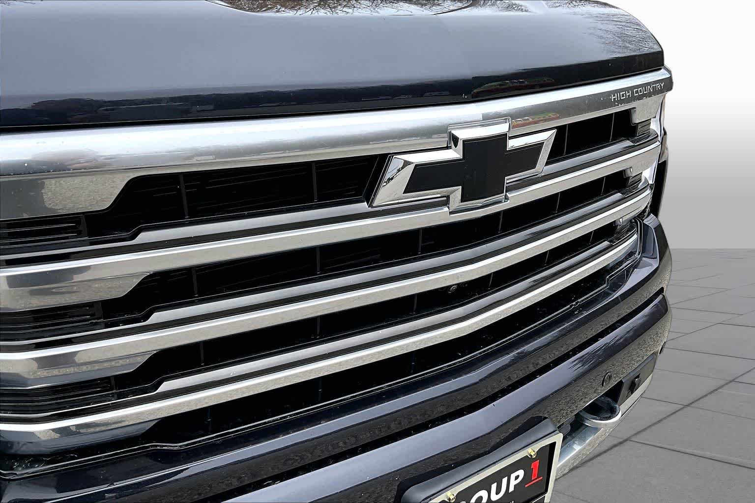 Used 2023 Dark Ash Metallic Chevrolet High Country image 32