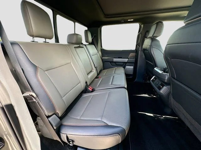 Used 2025 Gray Ford Lariat image 27