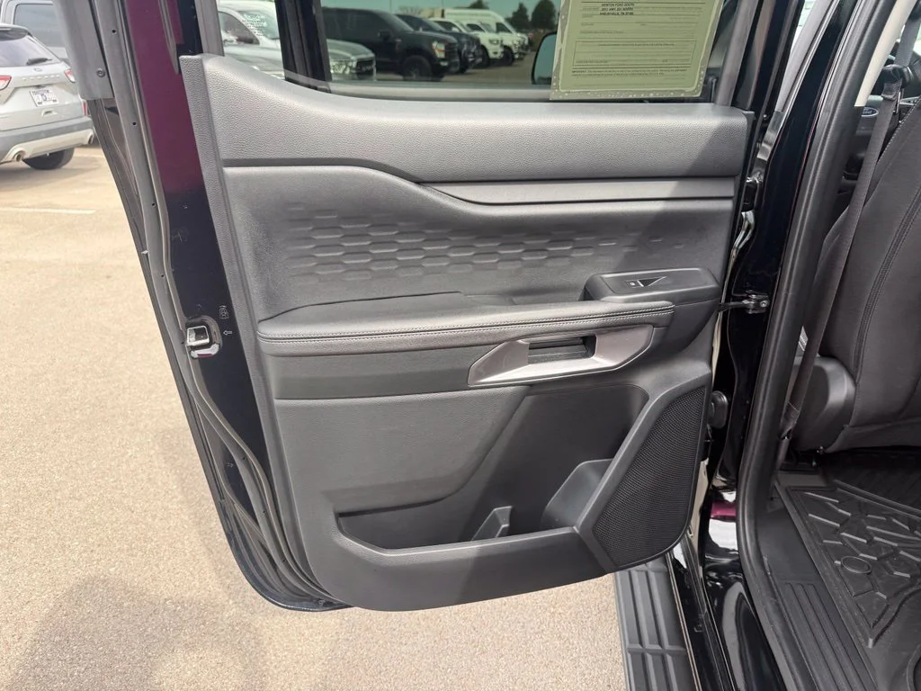 Used 2025 Black Ford XLT image 11