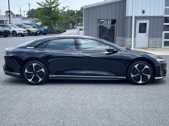 Used 2024  Lucid Touring image 14