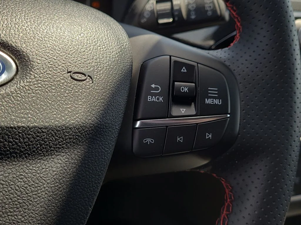 Used 2025 Gray Ford ST-Line image 28
