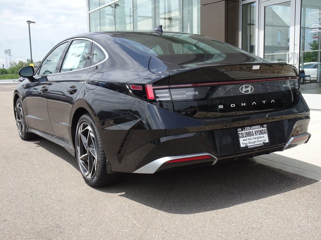 New 2026 Black Hyundai SEL Sport image 3