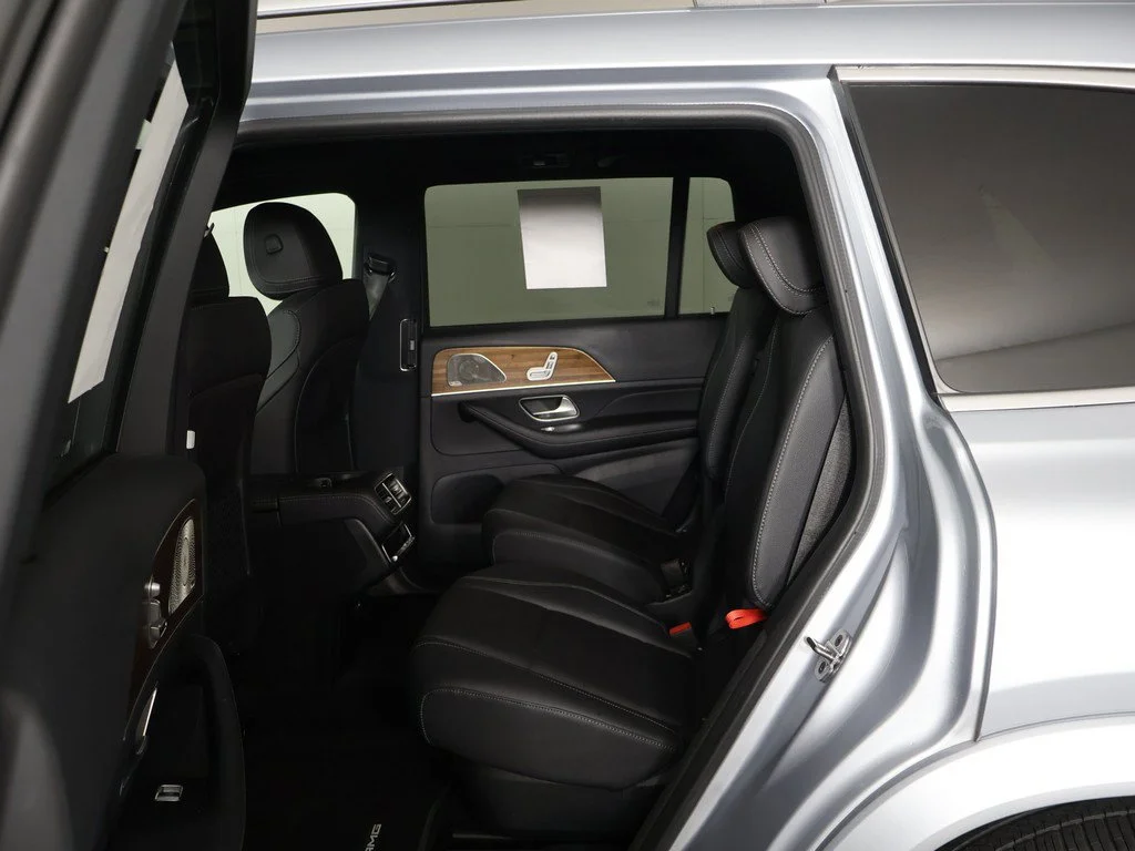 Used 2025 Silver Mercedes-Benz GLS 450 image 37