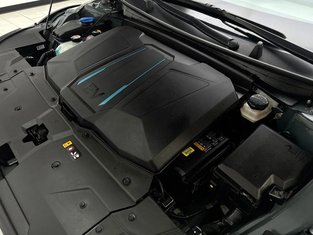 Used 2024 Green Hyundai SEL image 75