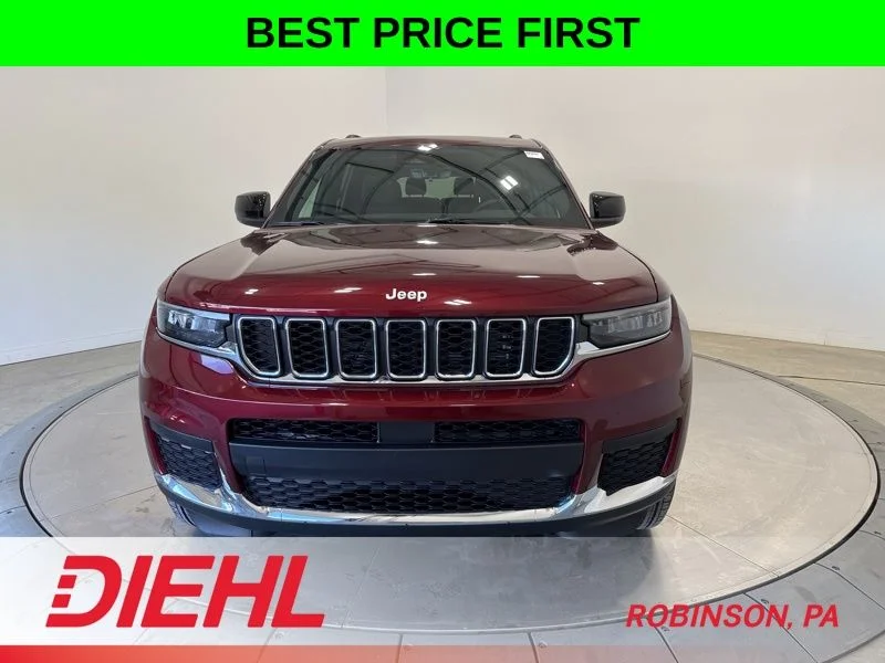 New 2026 Velvet Red Pearl-Coat Exterior Paint Jeep Laredo image 2