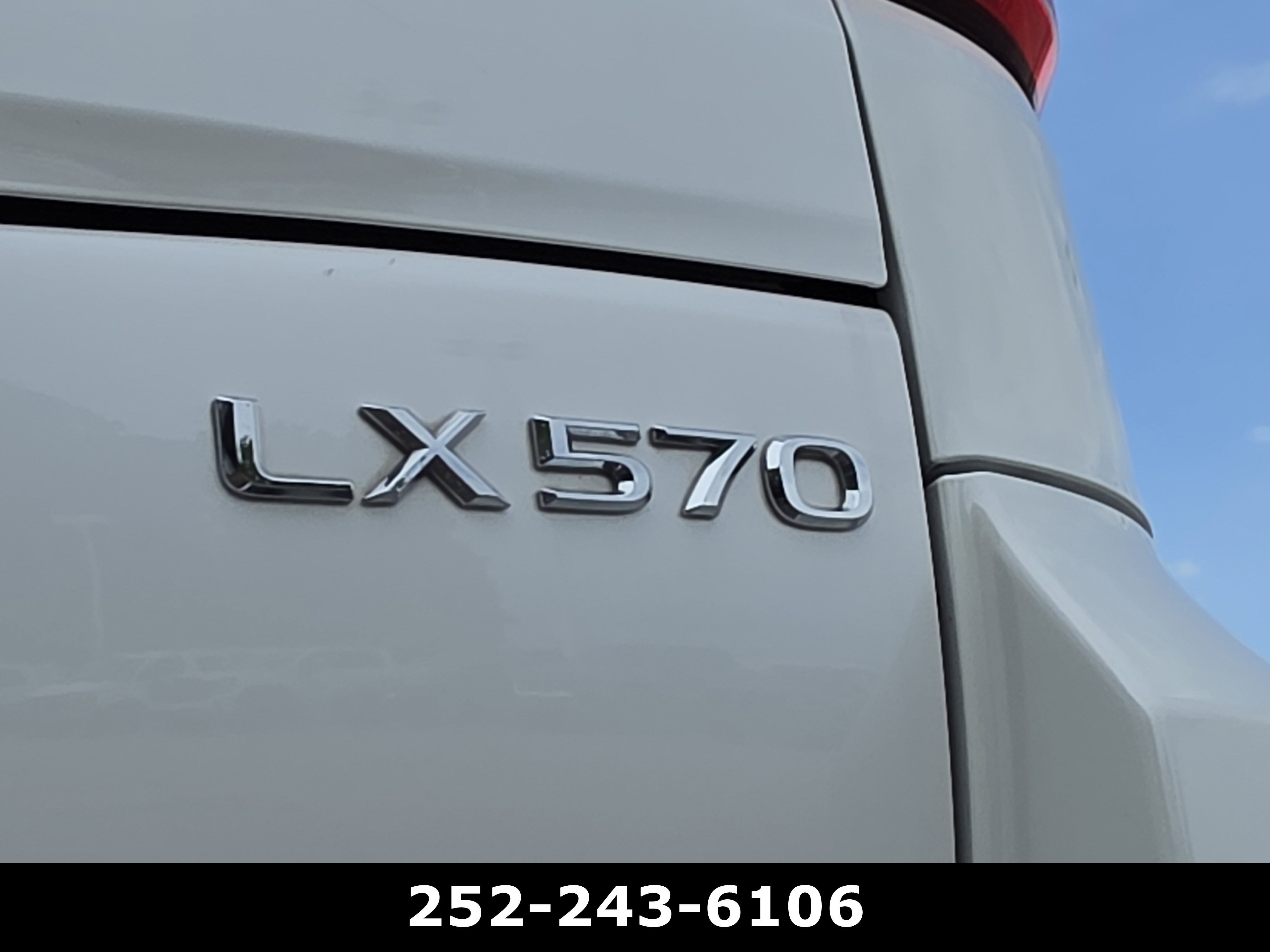 Used 2016 Starfire Pearl Lexus 570 image 59