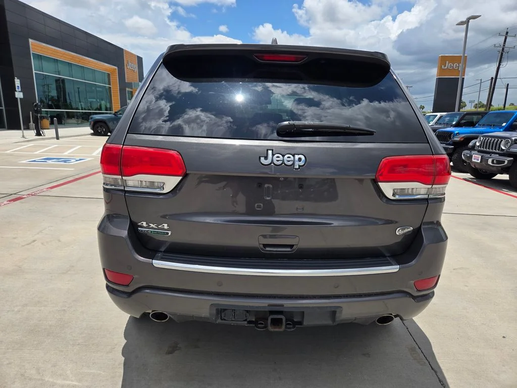 Used 2014 Gray Jeep Overland image 4