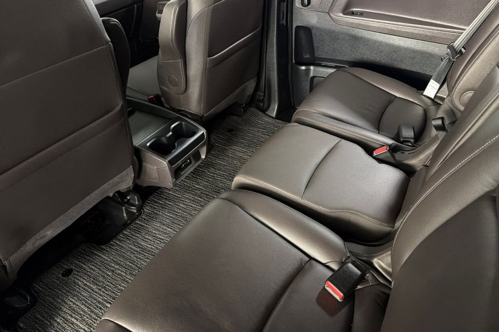 Used 2023  Honda EX-L image 16