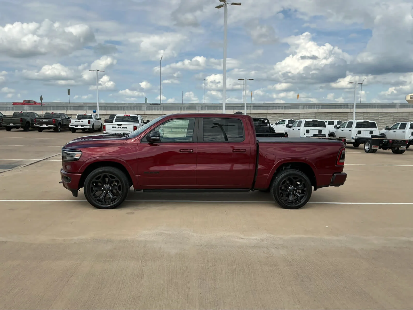 Used 2022 Delmonico Red Pearlcoat Ram Limited image 12