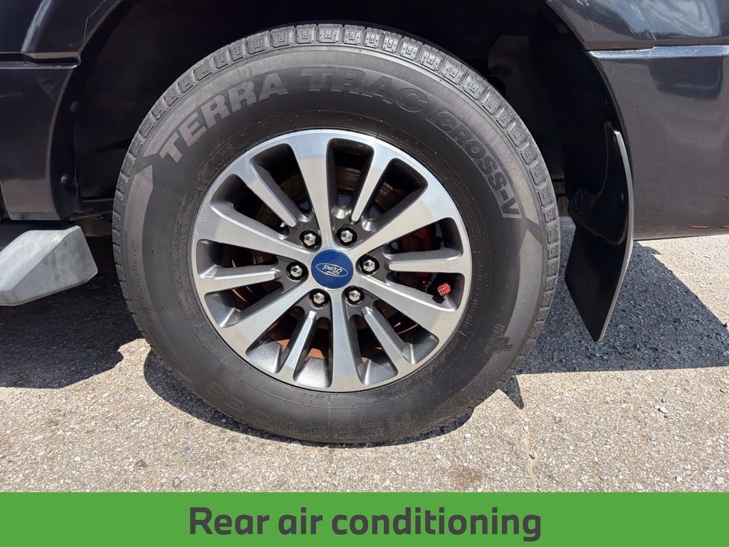 Used 2015 Black Ford XLT image 12