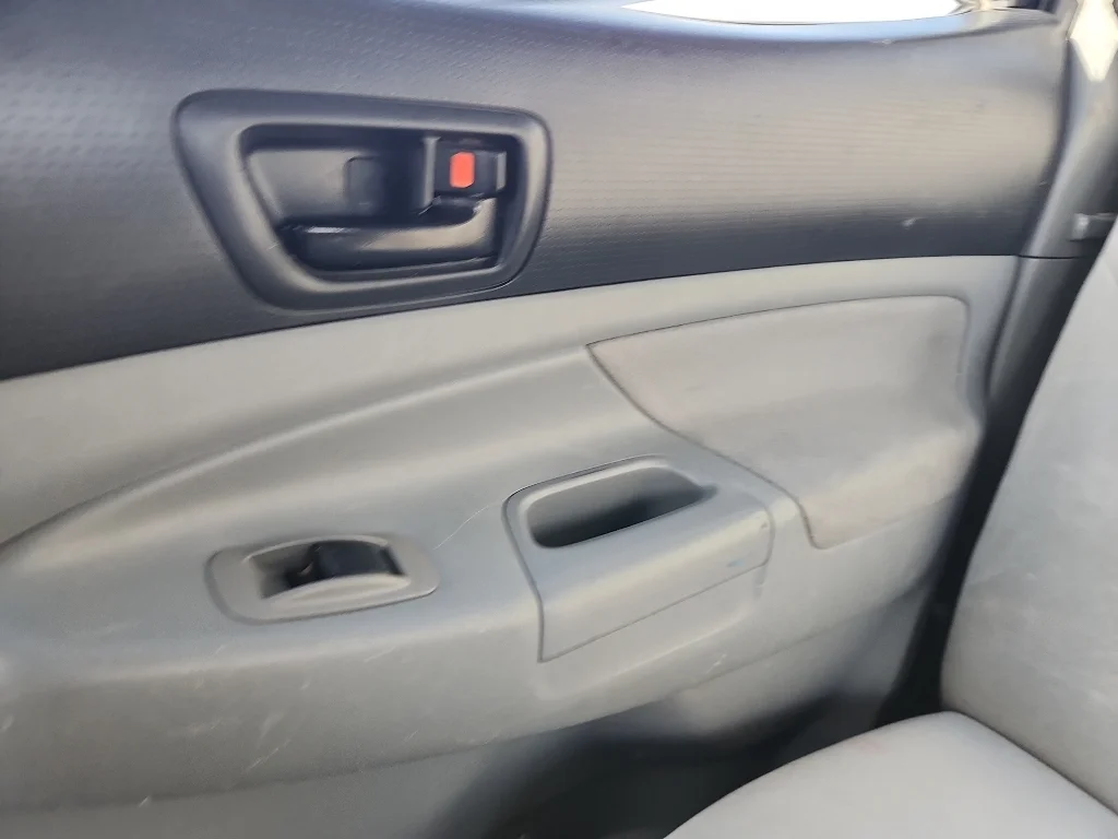 Used 2011 Black Toyota Base V6 (M6) image 30