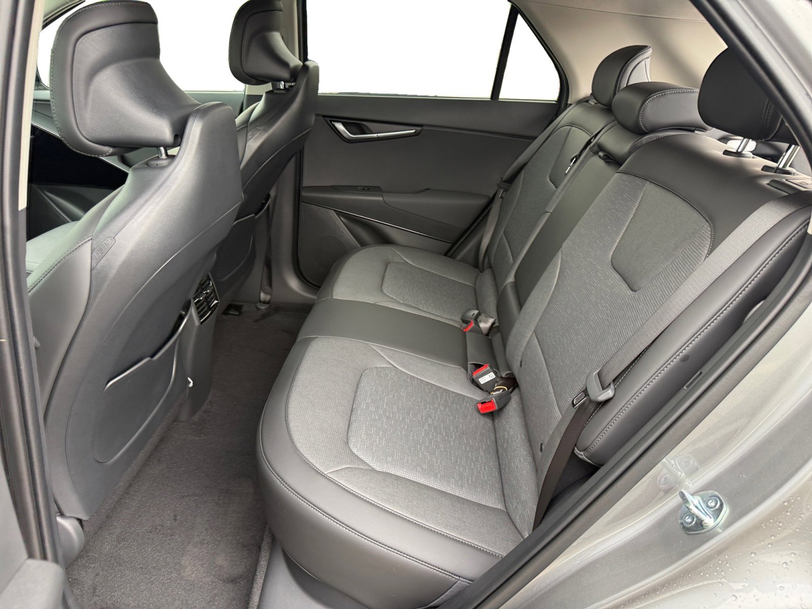 New 2026 Steel Gray Kia Wave image 16