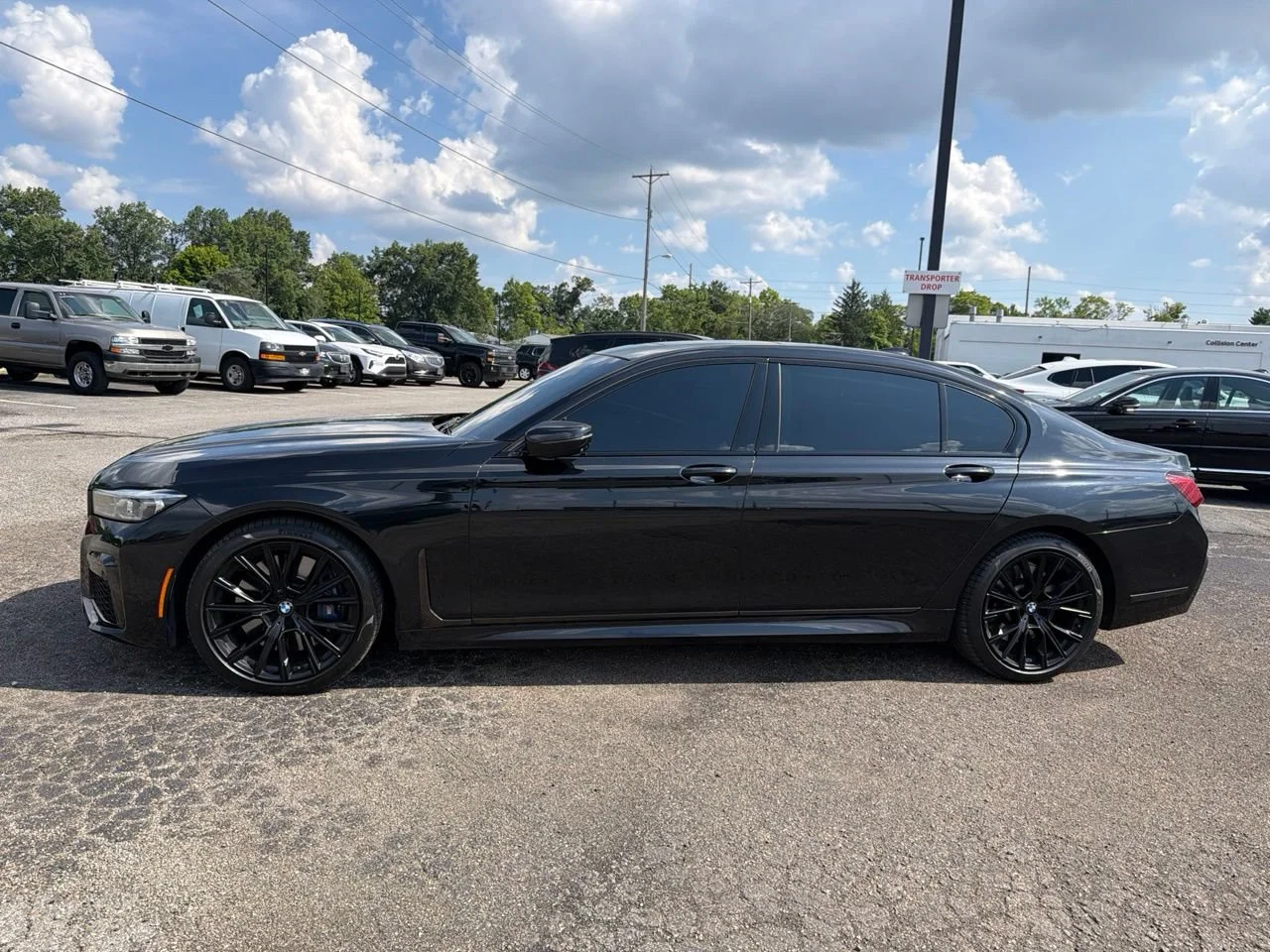 Used 2021 Black BMW xDrive image 4