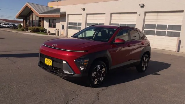 Used 2025 Red Hyundai SEL image 5