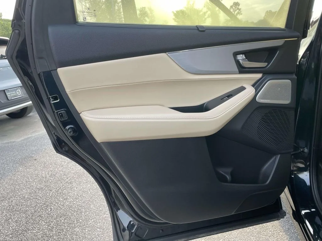 Used 2025 Black Acura w/Technology Package image 2