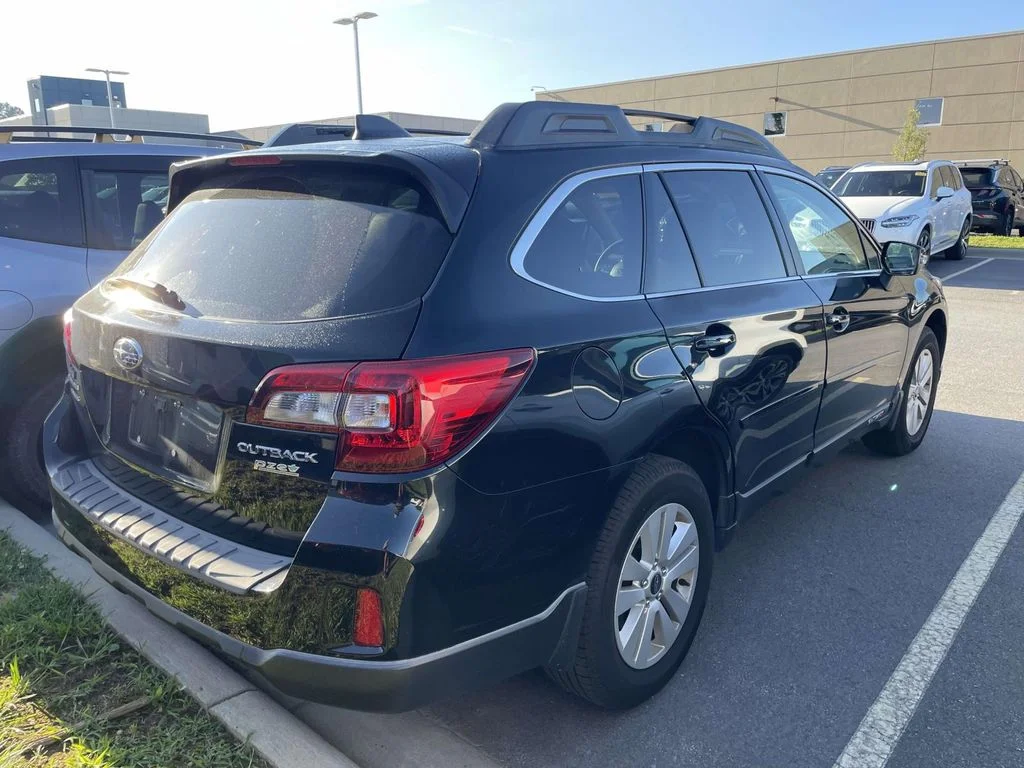 Used 2017 Crystal Black Silica Subaru Premium image 5