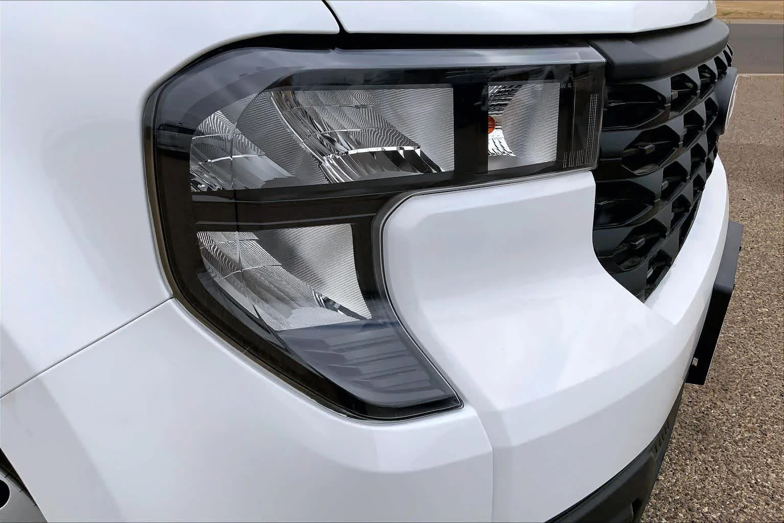 New 2026 Oxford White Ford XL image 13