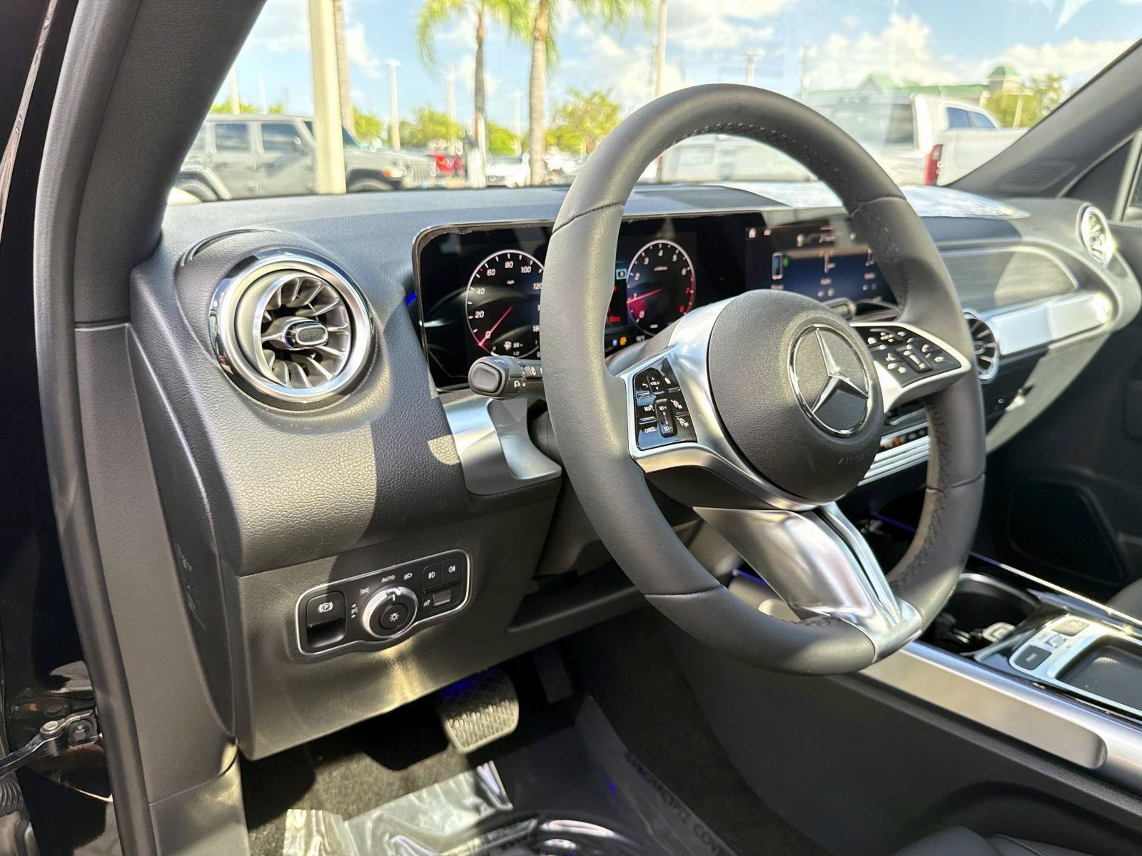 New 2026 Black Mercedes-Benz 250 SUV image 20