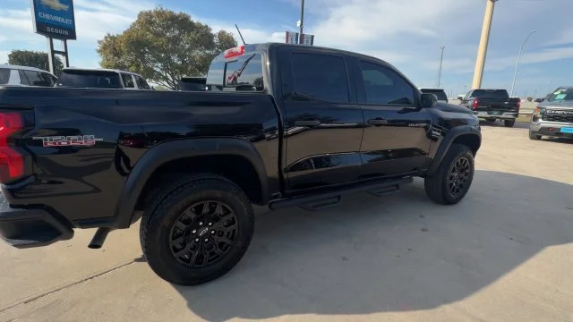 2026 Chevrolet Colorado Trail Boss - Photo 8