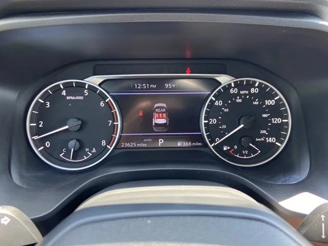 2025 Nissan Rogue SV - Photo 16