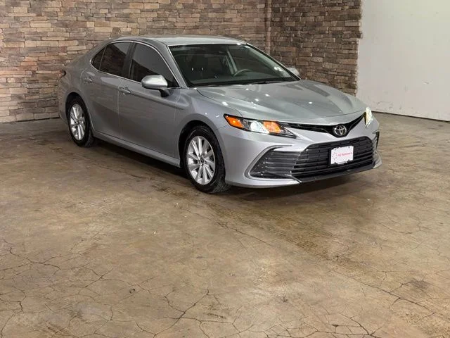 Used 2023 Celestial Silver Metallic Toyota LE image 3