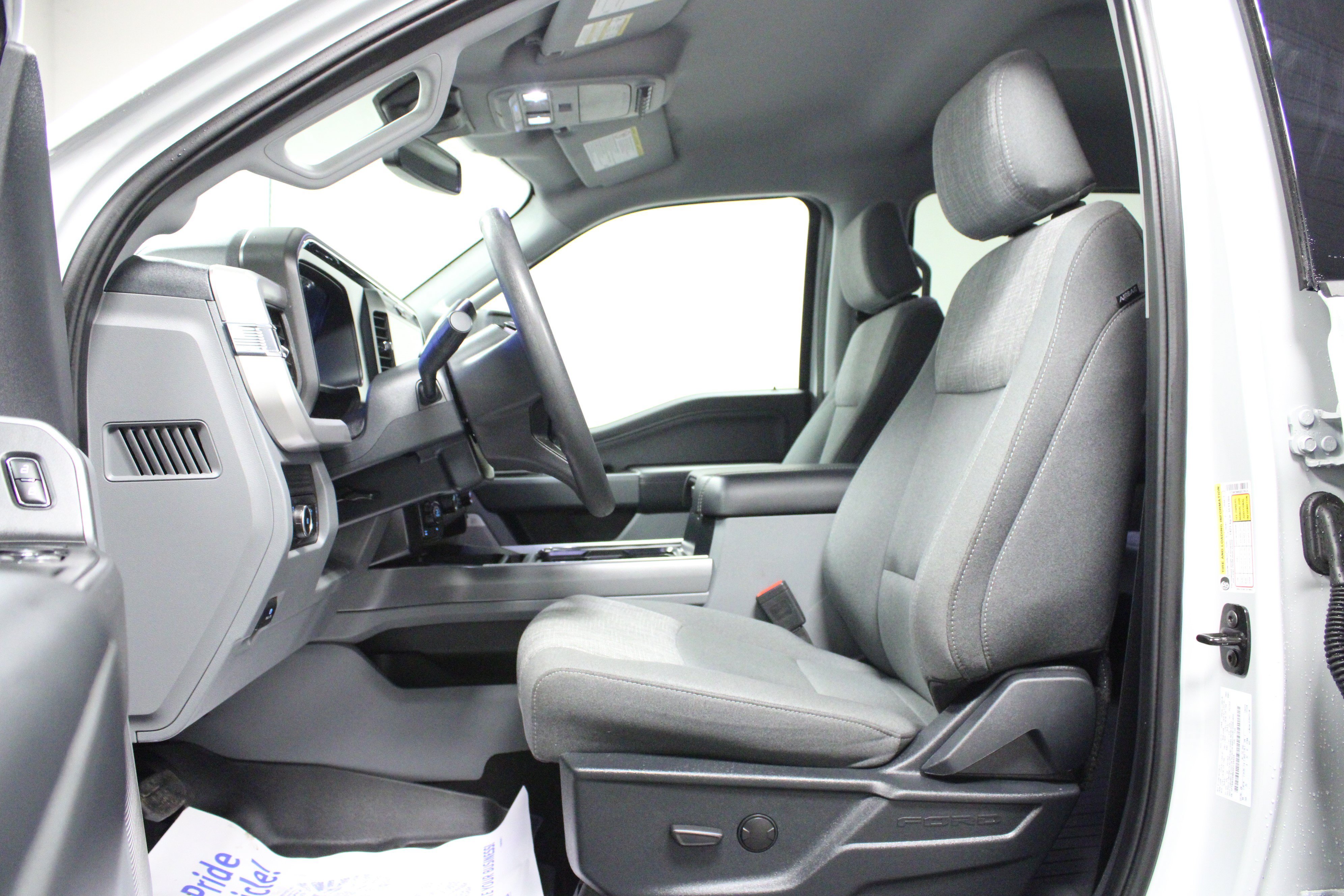 2025 Ford F-250 Super Duty XLT - Photo 12