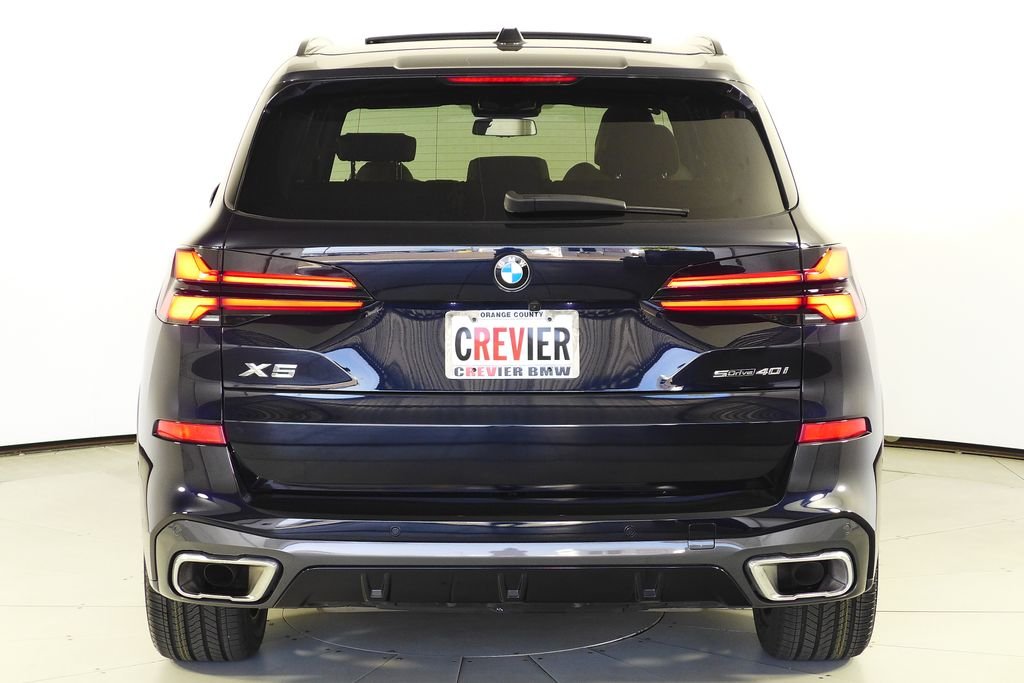 Used 2024 Carbon Black Metallic BMW sDrive40i image 8