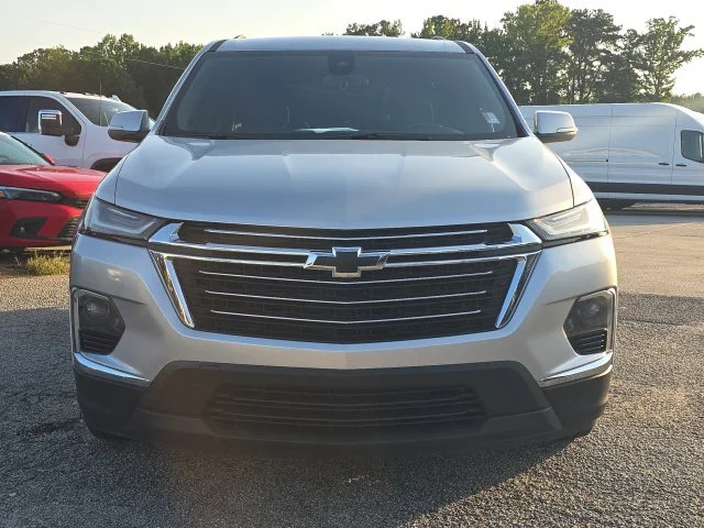 Used 2022 Silver Chevrolet LT image 9