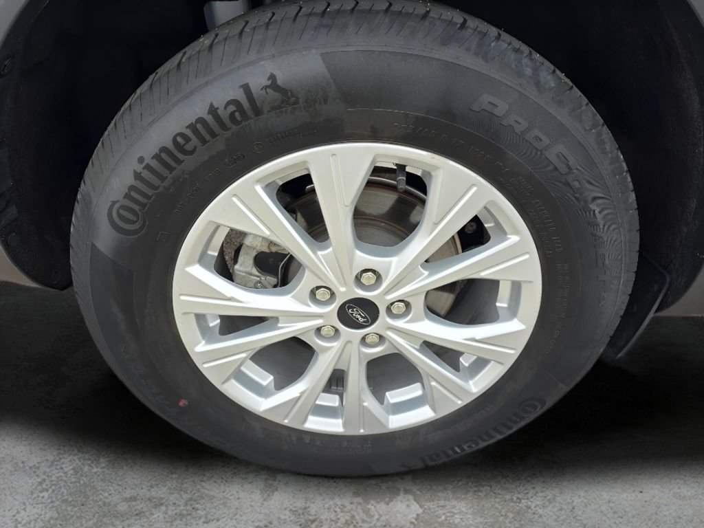Used 2024 Oxford White Ford Active image 30