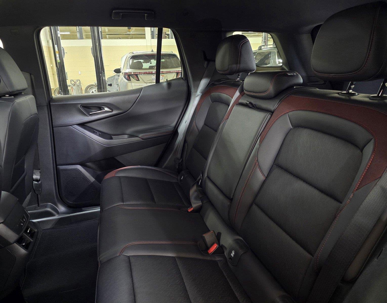 2027 Chevrolet Equinox RS - Photo 14