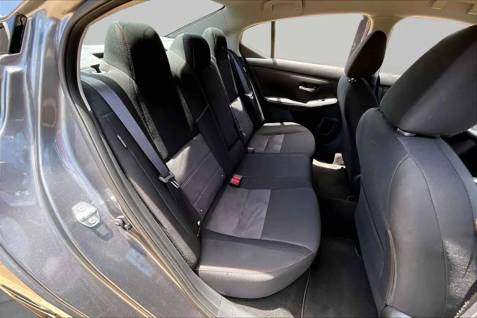 Certified Used 2025 Gun Metallic Nissan SR image 18