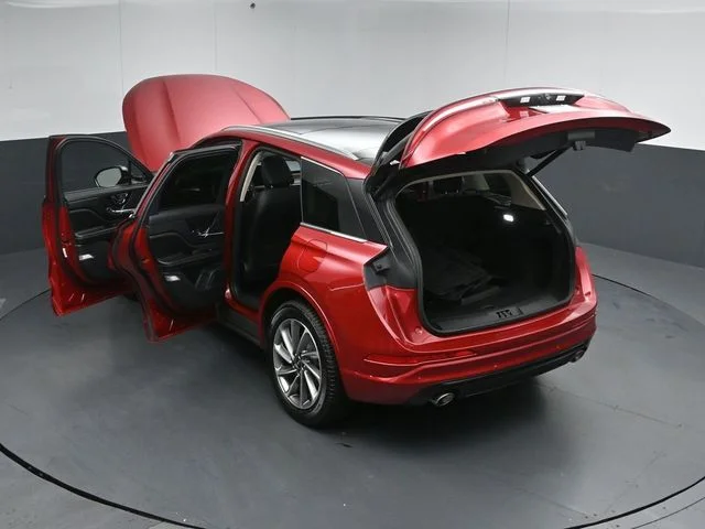 Used 2023 Red Lincoln Grand Touring image 59