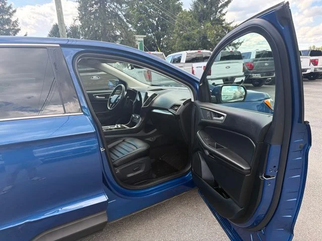 Used 2024 Atlas Blue Metallic Ford SEL image 69