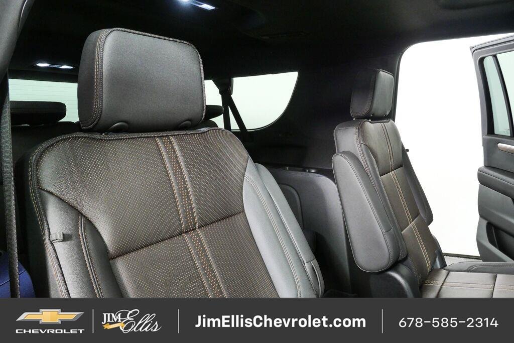 2026 Chevrolet Suburban High Country - Photo 22