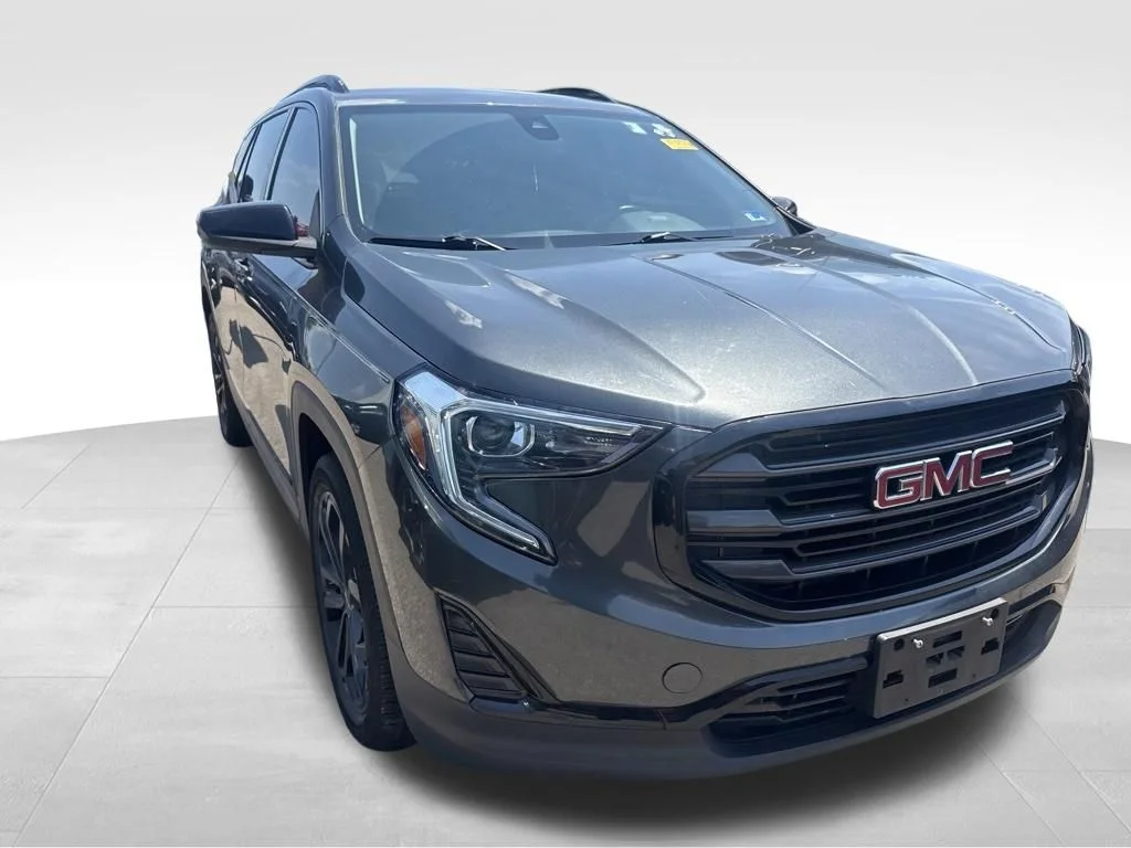 Used 2021 Gray GMC SLE image 17