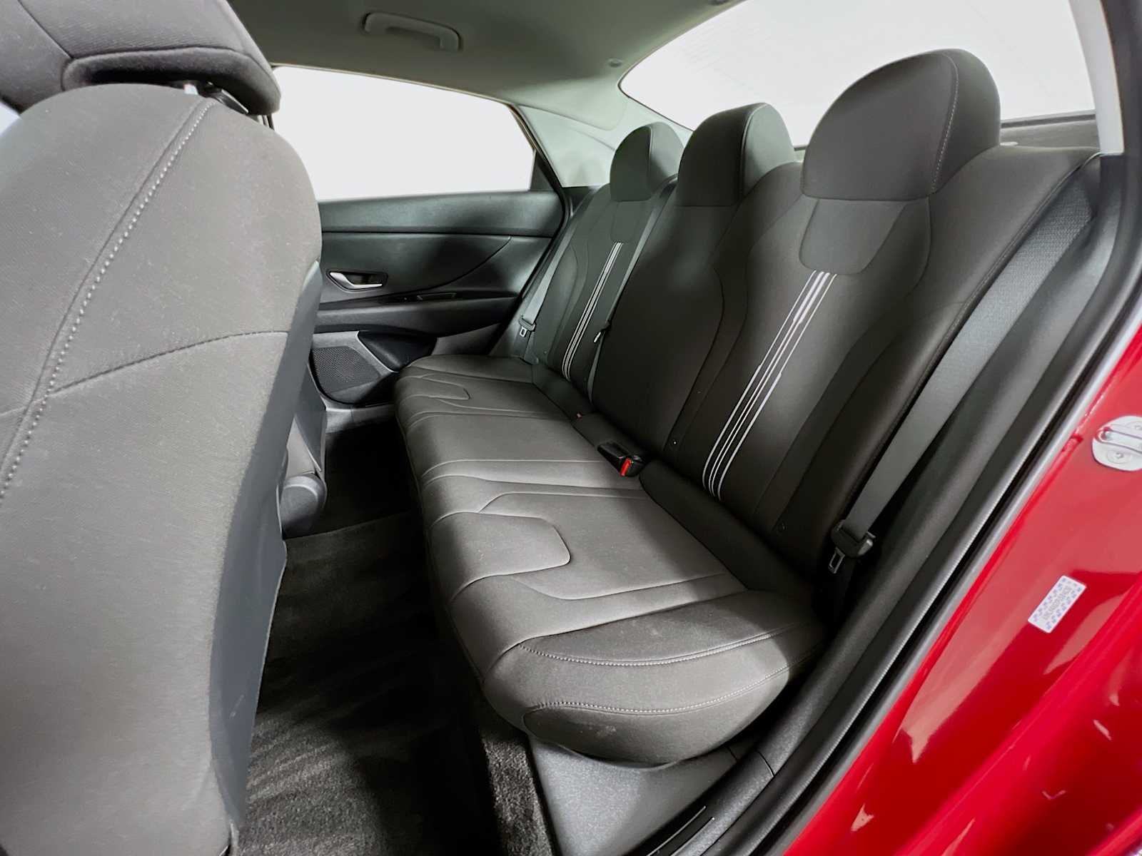 Used 2023 Ultimate Red Hyundai SEL image 23