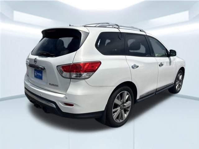 Used 2014 White Nissan Platinum image 6