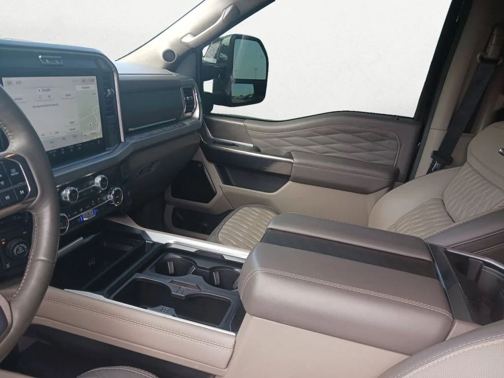 Used 2025 Black Ford Platinum image 11