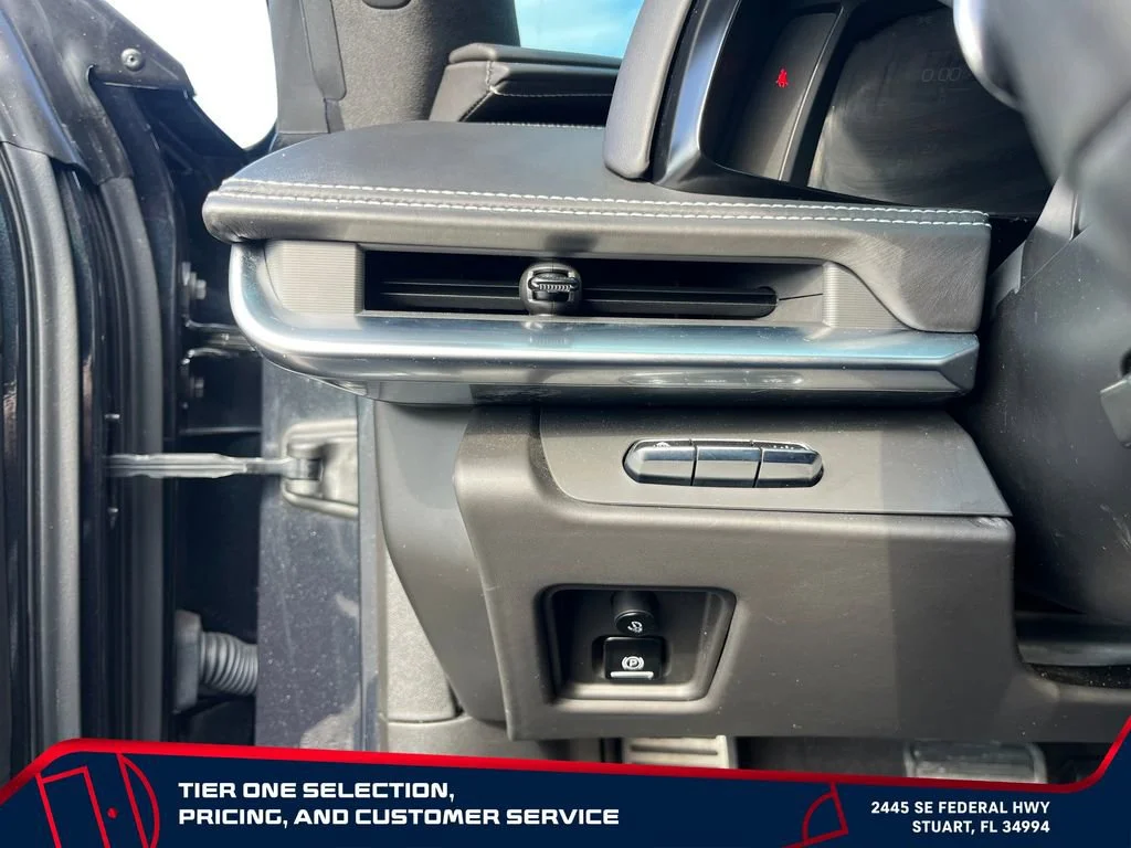 Used 2024 Carbon Flash Metallic Chevrolet 3LT image 18