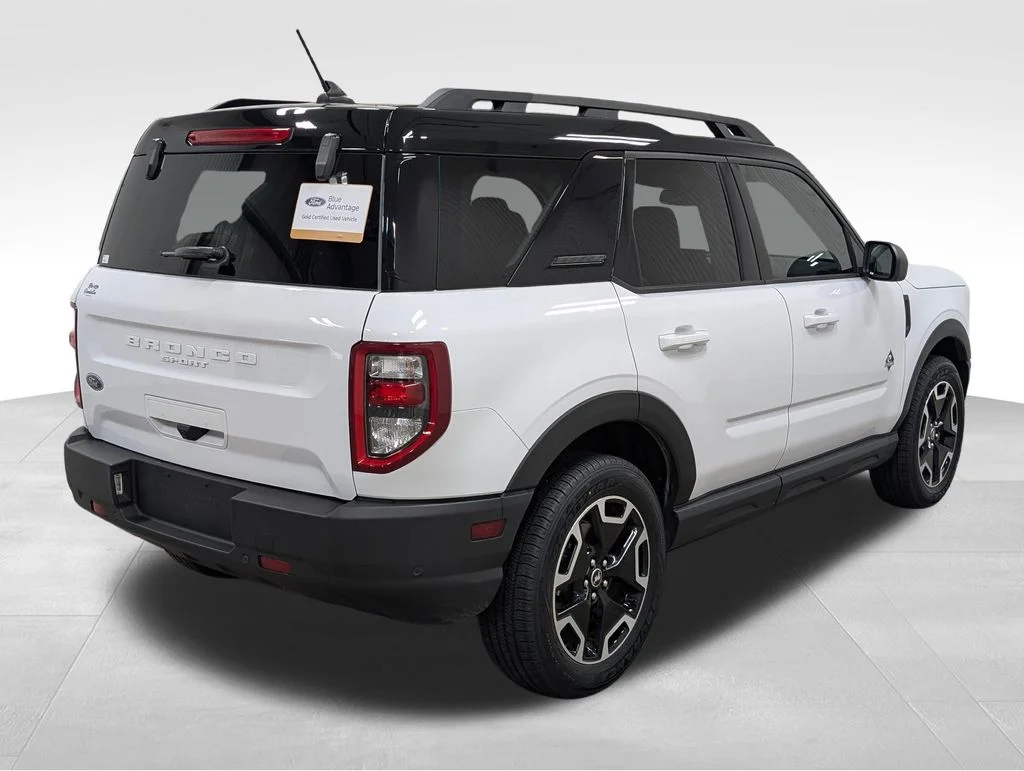 Certified Used 2023 Oxford White Ford Outer Banks image 19